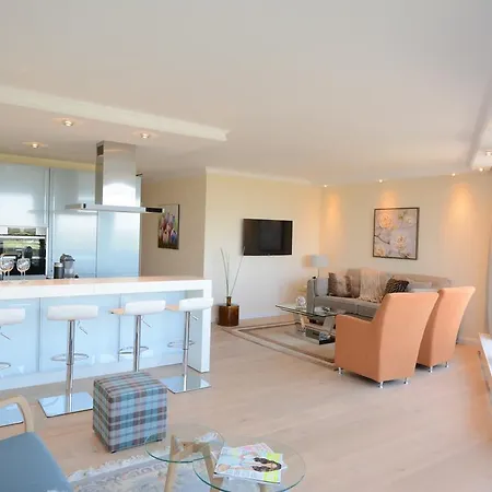 Luxury In Near Trade Fair Appartement