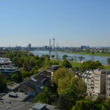 Luxury In Near Trade Fair Appartement *
